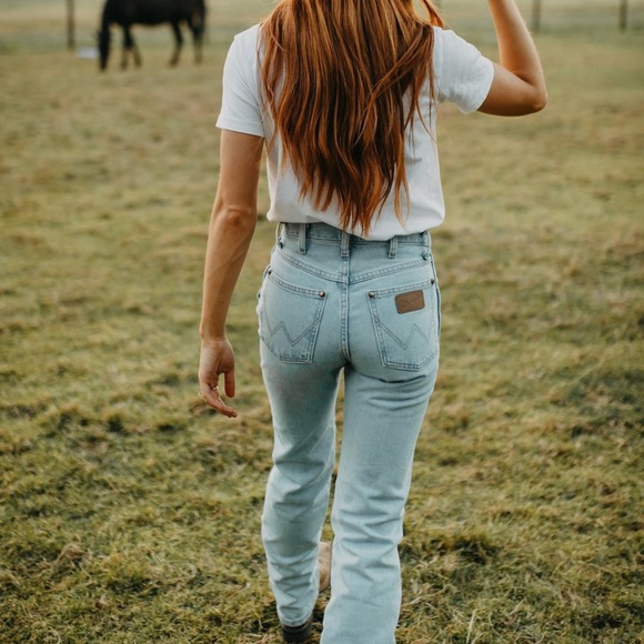 Cowboy Cut Slim Jean - Picture 3 of 14